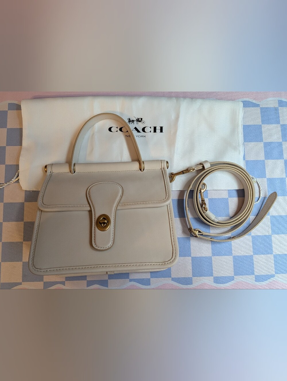 Coach Willis Top Handle 18 - Chalk